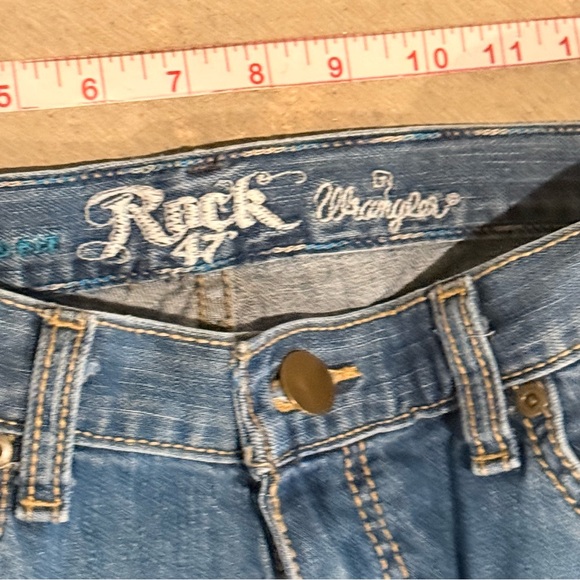 Wrangler Women's Denim Straight Leg Jeans - Picture 6 of 13